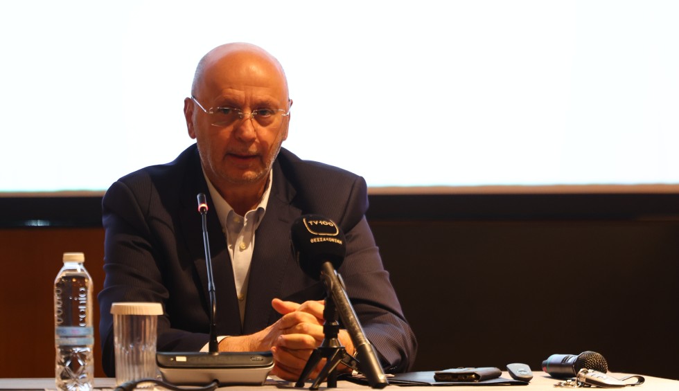 Μονεμβασιώτης: «Απόπειρα απάτης από Ευγενίου, θα τον κυνηγήσω μέχρι να πατήσει μαύρο χιόνι»