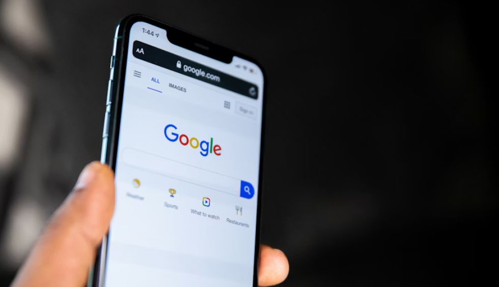 A generic square placeholder image with rounded corners in a figure.