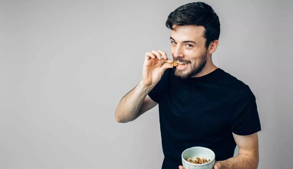 A generic square placeholder image with rounded corners in a figure.