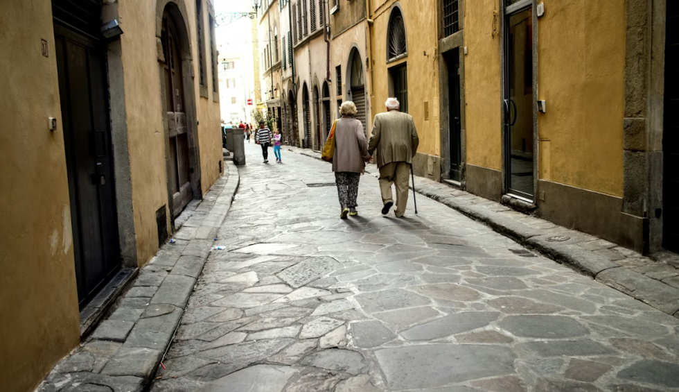 A generic square placeholder image with rounded corners in a figure.