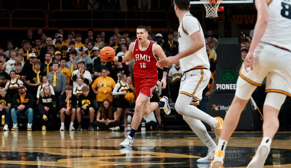 NCAA: Εξαιρετικός με νταμπλ-νταμπλ ο Χιτικούδης, διψήφιοι Σπάρταλης και Ρούμογλου