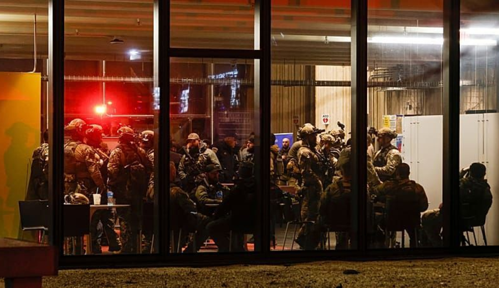 A generic square placeholder image with rounded corners in a figure.