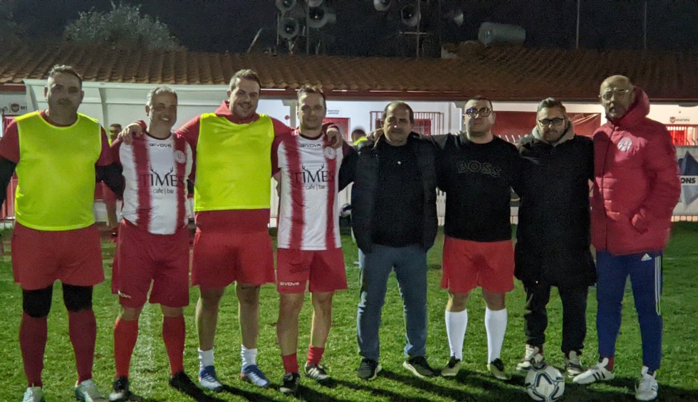 Ξεχωριστός αγώνας: Επαιξαν για καλό σκοπό διοίκηση Φοίνικα και Βετεράνοι Πολίχνης