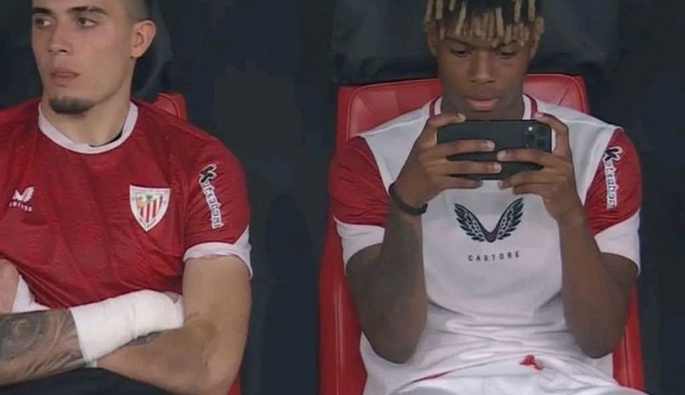 A generic square placeholder image with rounded corners in a figure.