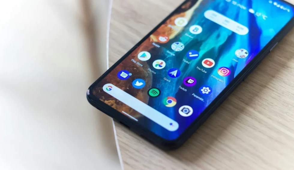 A generic square placeholder image with rounded corners in a figure.