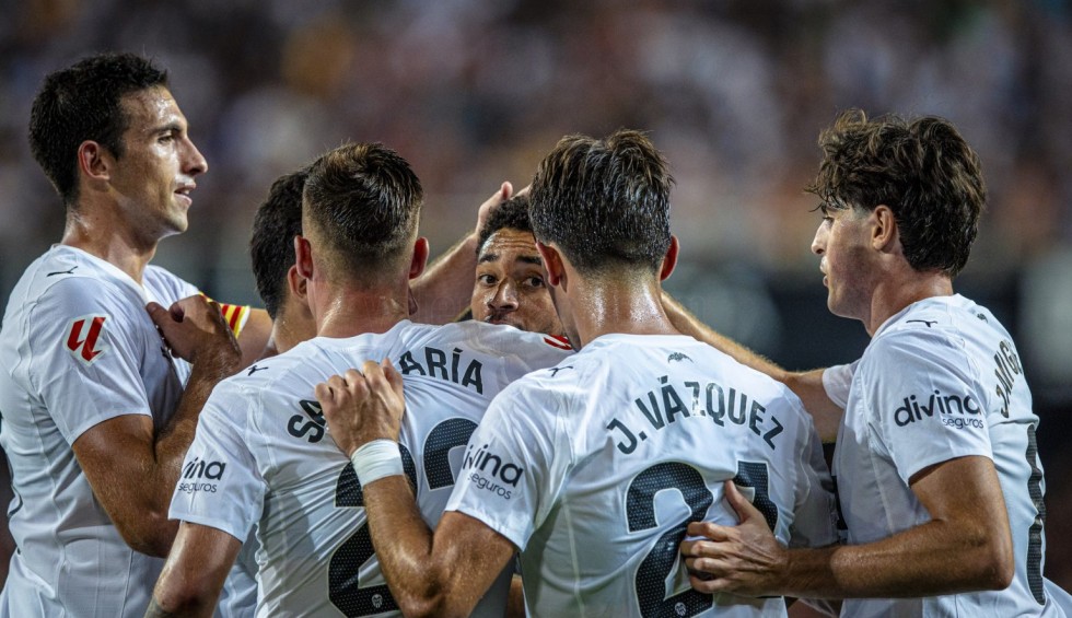 A generic square placeholder image with rounded corners in a figure.