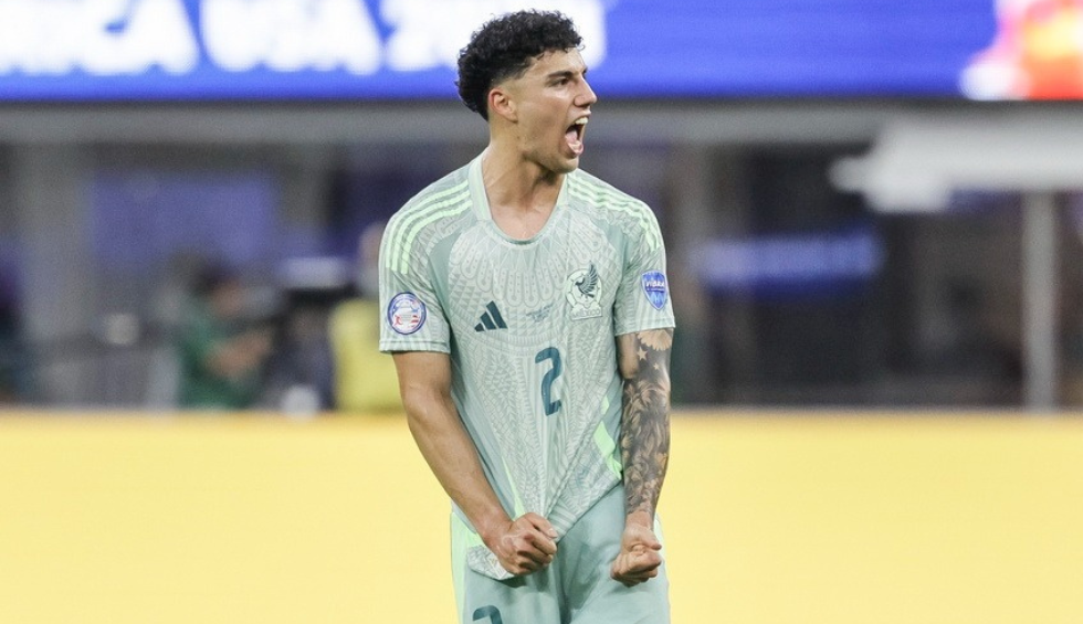 A generic square placeholder image with rounded corners in a figure.