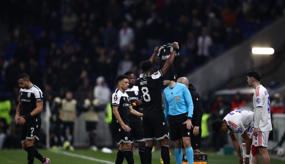 Λιόν-ΠΑΟΚ: Ο Μεϊτέ ισοφαρίζει σε 2-2 με κεφαλιά!