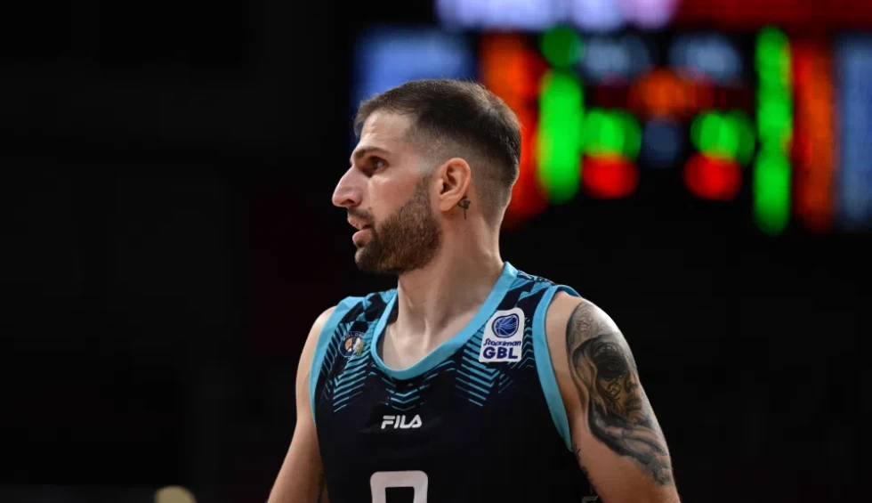 Καταγγελία Πετρόπουλου: «Ελπίζω τα φρένα του αυτοκινήτου να κόπηκαν... μόνα τους!»