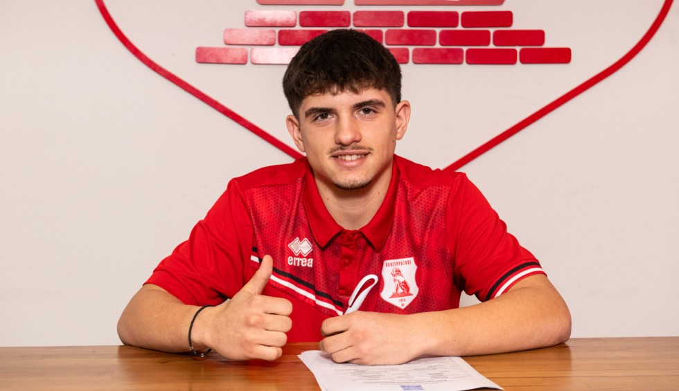 A generic square placeholder image with rounded corners in a figure.