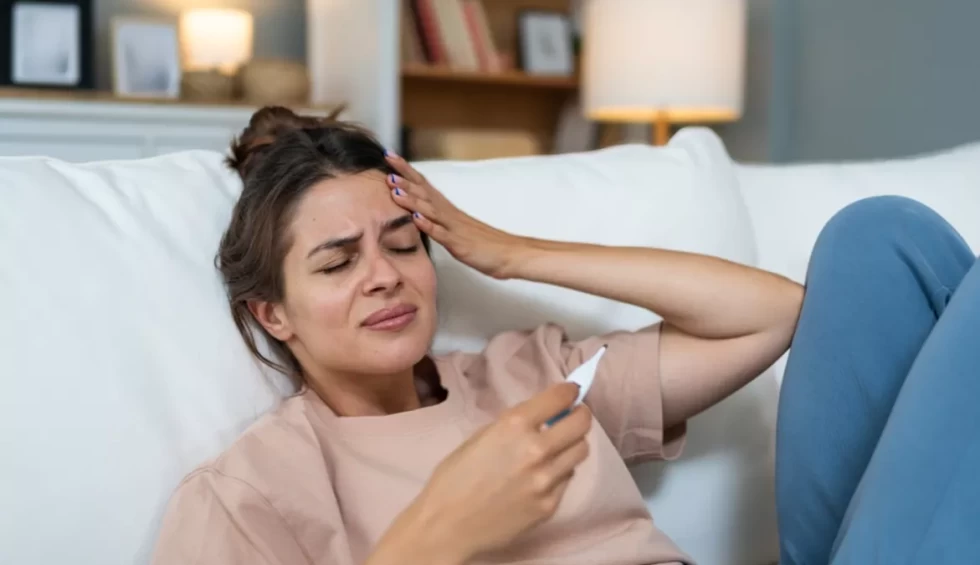 A generic square placeholder image with rounded corners in a figure.