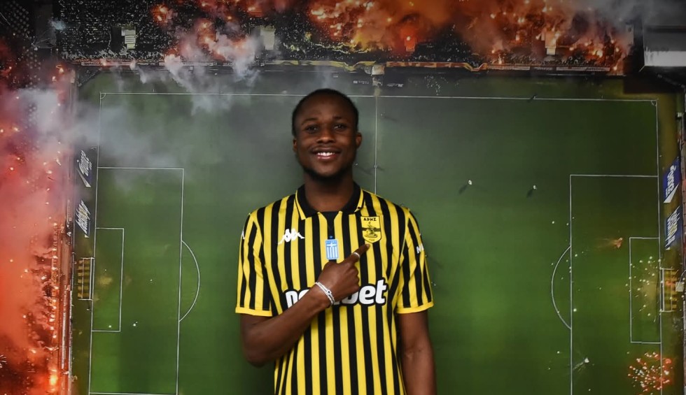 A generic square placeholder image with rounded corners in a figure.