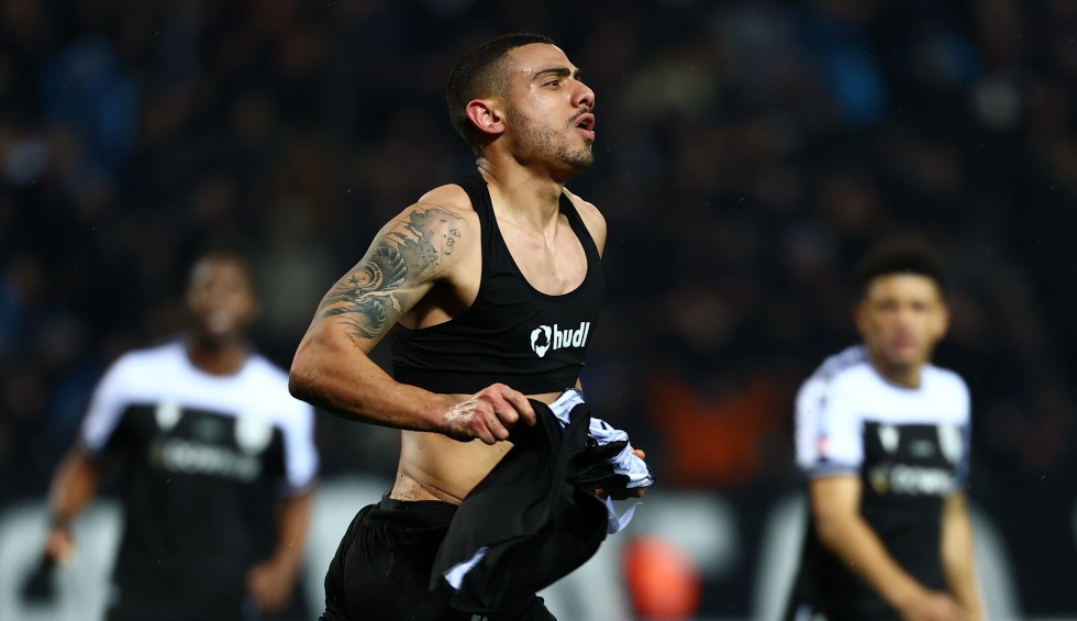 Ο Γιακουμάκης δίνει πάλι τη λύση στον ΠΑΟΚ και 1-0 ο Δικέφαλος (vid)