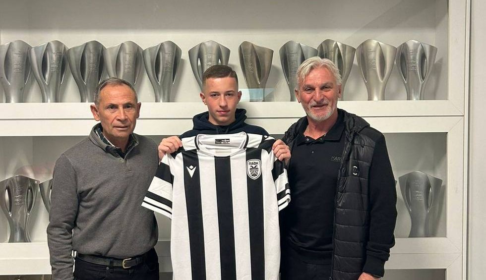 «Νέο αίμα» στον ΠΑΟΚ: «Ασπρόμαυρος» ο 15χρονος Δημήτρης Σαμαράς