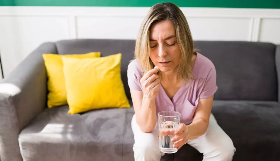 A generic square placeholder image with rounded corners in a figure.