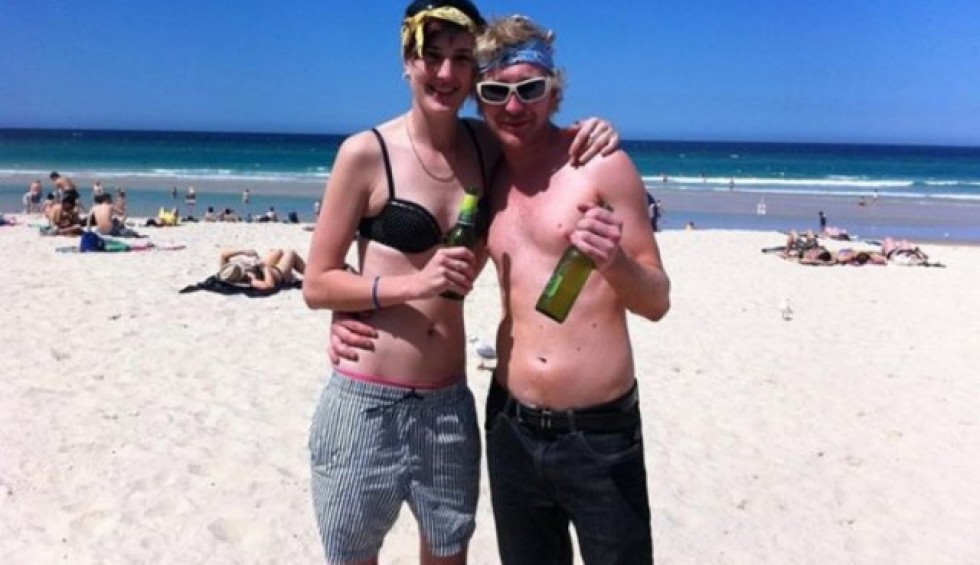 A generic square placeholder image with rounded corners in a figure.