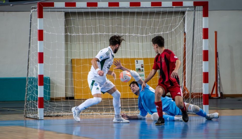 A generic square placeholder image with rounded corners in a figure.