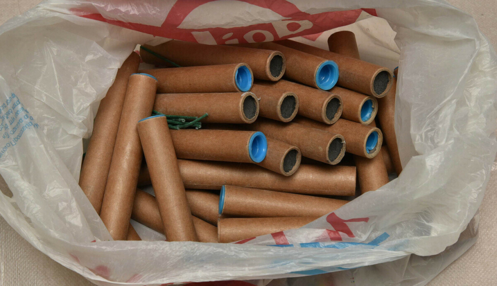 A generic square placeholder image with rounded corners in a figure.