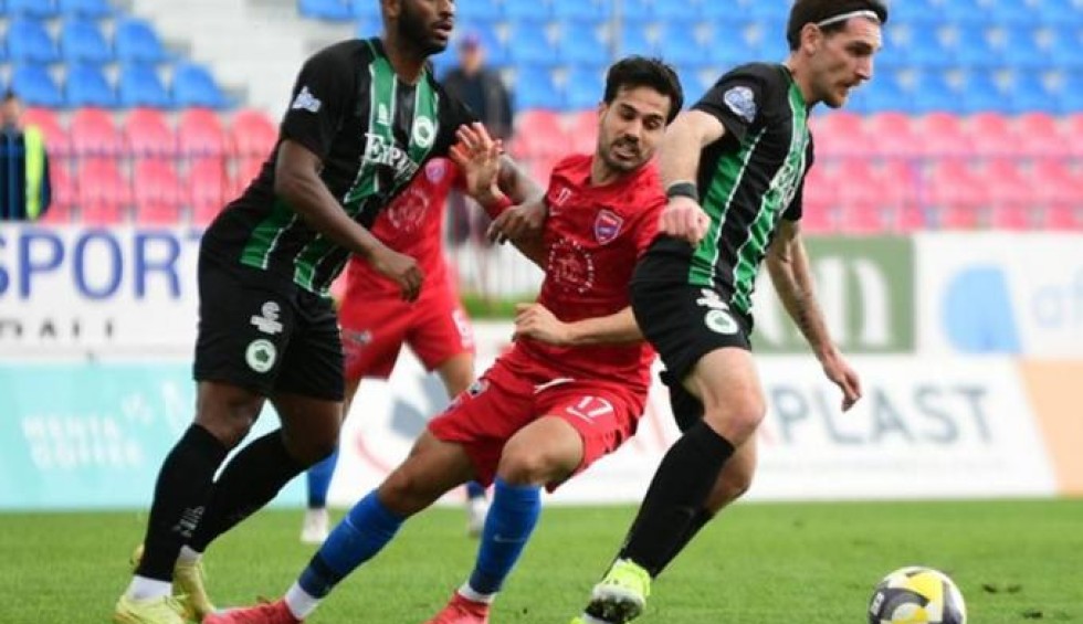 A generic square placeholder image with rounded corners in a figure.