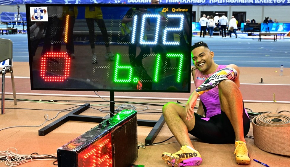 Πανελλήνιο, Παιανία: Απίστευτος Καραλής, ρεκόρ 36 χρόνων και πανελλήνια ρεκόρ στην πρώτη ημέρα