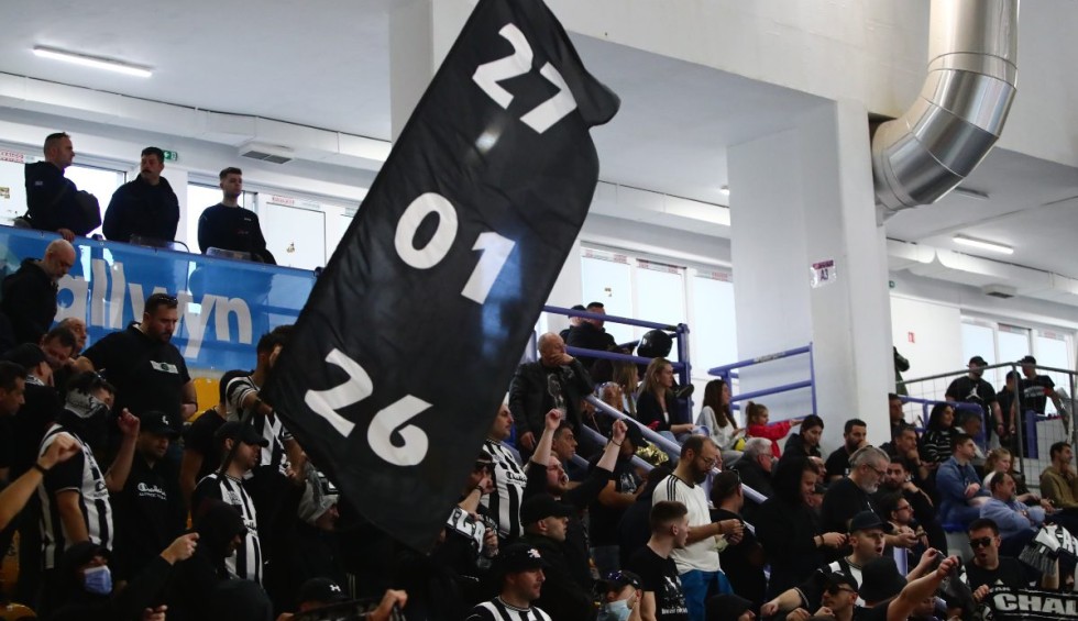 A generic square placeholder image with rounded corners in a figure.