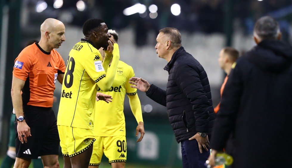 Άρης: Δύσκολη εξίσωση στην άμυνα για τον Γρηγορίου