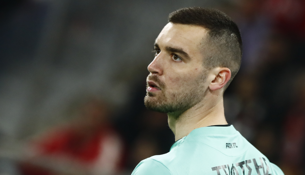 A generic square placeholder image with rounded corners in a figure.