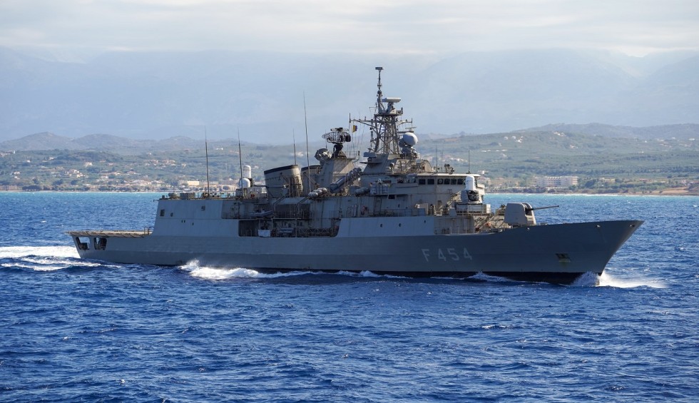 A generic square placeholder image with rounded corners in a figure.