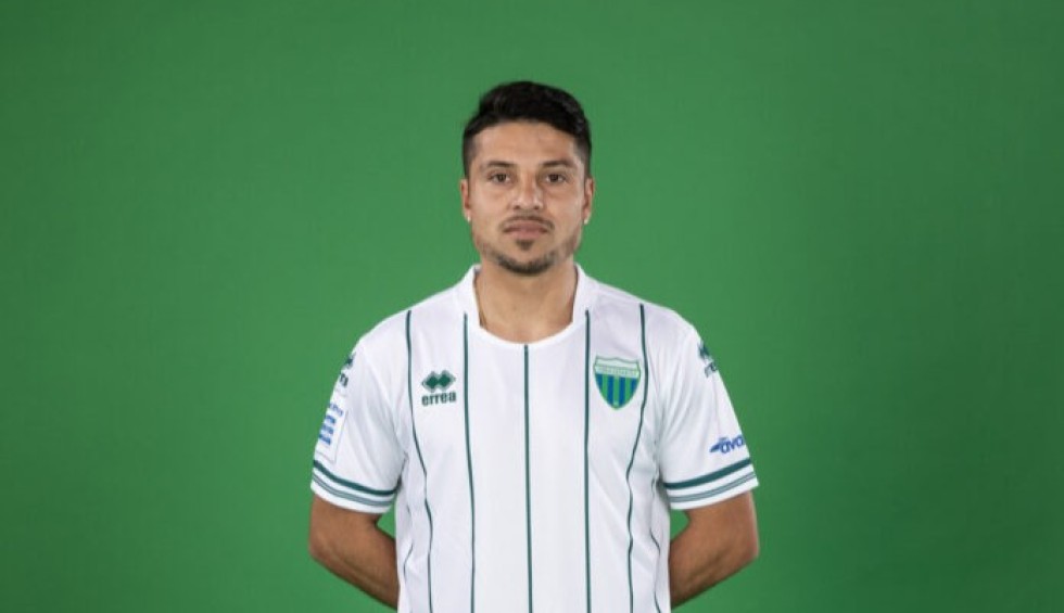 A generic square placeholder image with rounded corners in a figure.