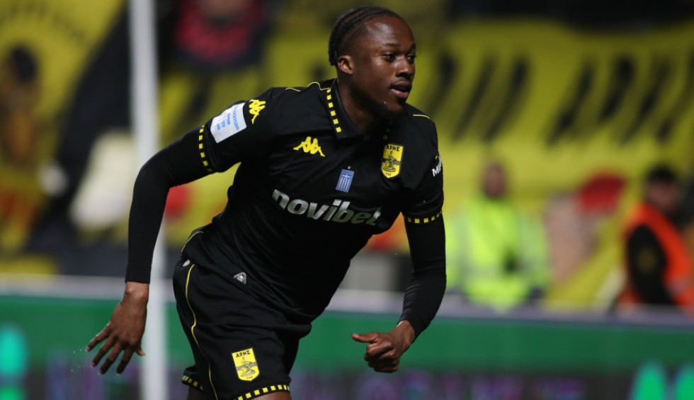 A generic square placeholder image with rounded corners in a figure.