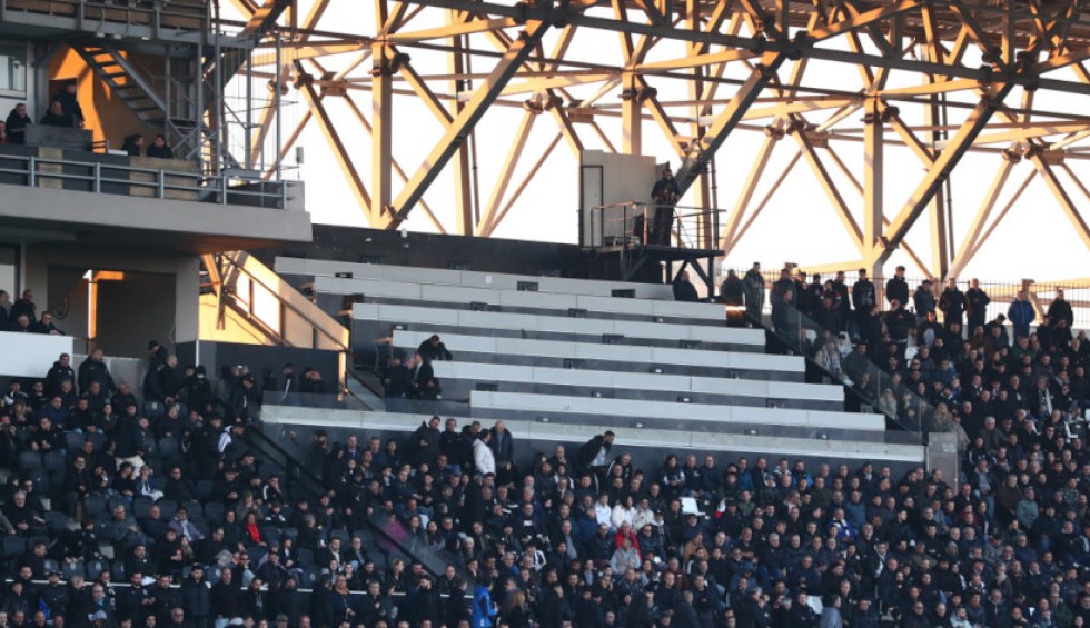 Η ΔΕΑΒ κάλεσε σε απολογία τον ΠΑΟΚ για την ένταση στα δημοσιογραφικά θεωρεία της Τούμπας