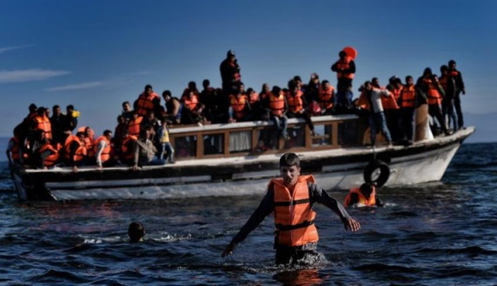 A generic square placeholder image with rounded corners in a figure.