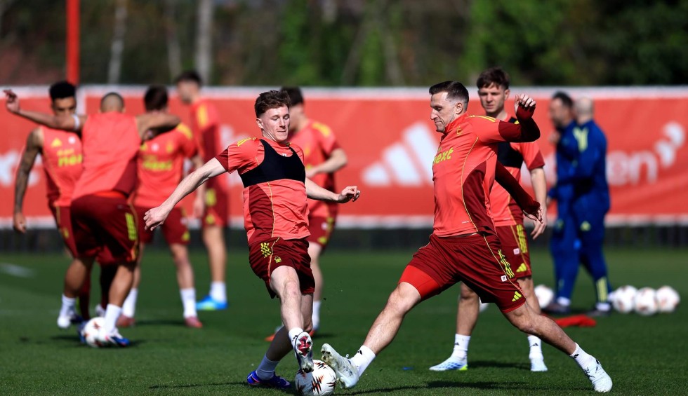 A generic square placeholder image with rounded corners in a figure.