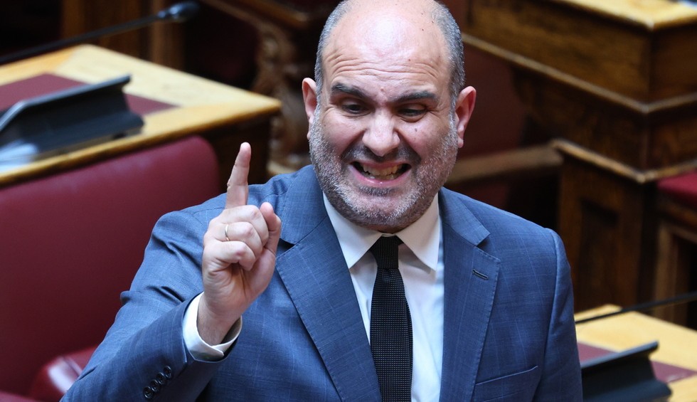 Μετά τον Λαζαρίδη ο Μαρκόπουλος; Τι απαντά στους ισχυρισμούς για τις σπουδές του