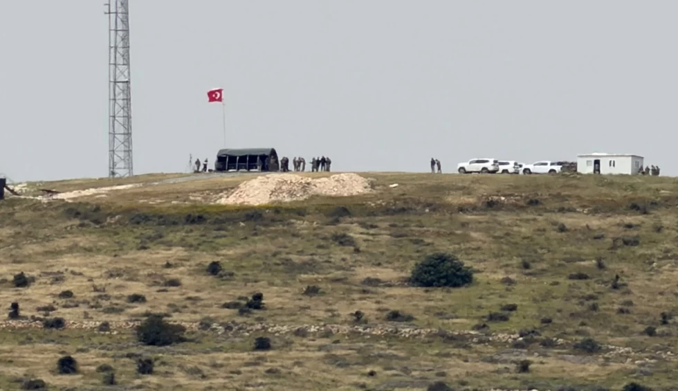 Επεισόδια και ένταση στο «Πέργαμος»: Ο κατοχικός στρατός κατέβασε 15 άρματα μάχης