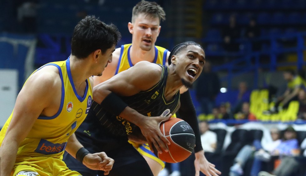 A generic square placeholder image with rounded corners in a figure.