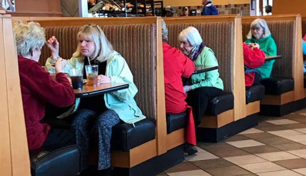 A generic square placeholder image with rounded corners in a figure.