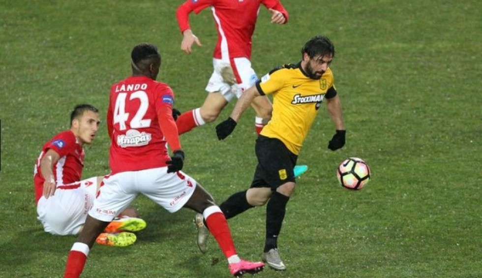 A generic square placeholder image with rounded corners in a figure.