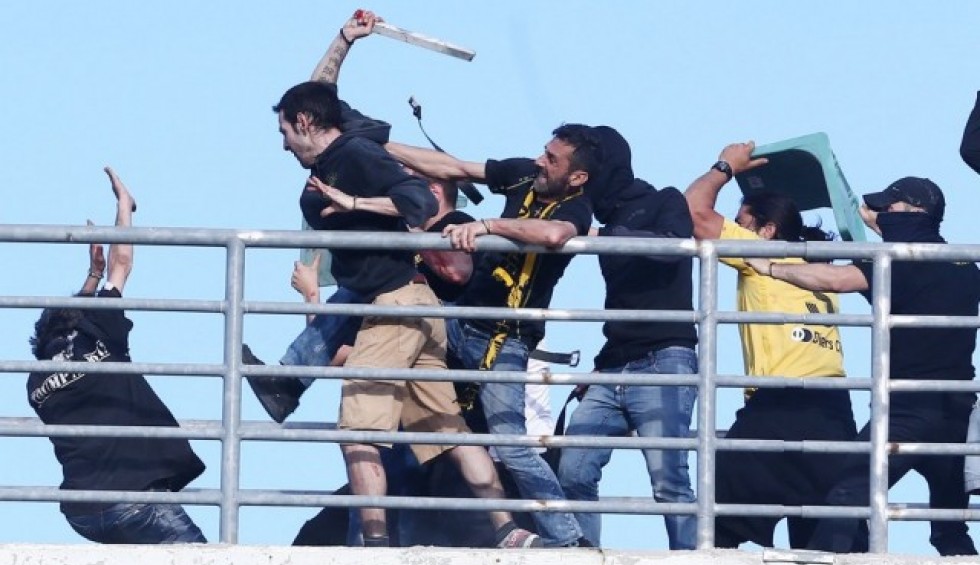 A generic square placeholder image with rounded corners in a figure.