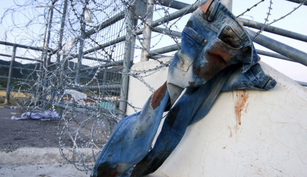 A generic square placeholder image with rounded corners in a figure.