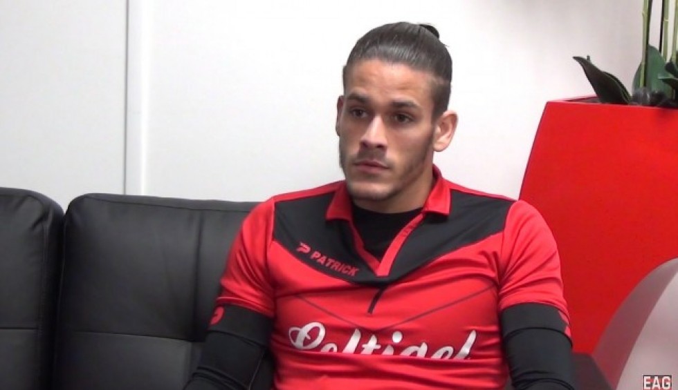 A generic square placeholder image with rounded corners in a figure.