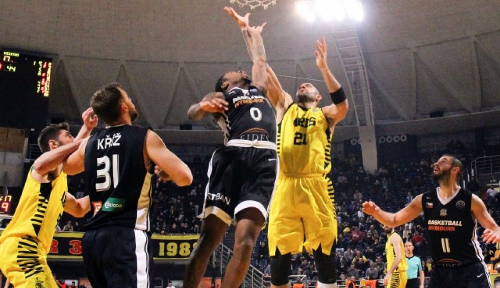 A generic square placeholder image with rounded corners in a figure.