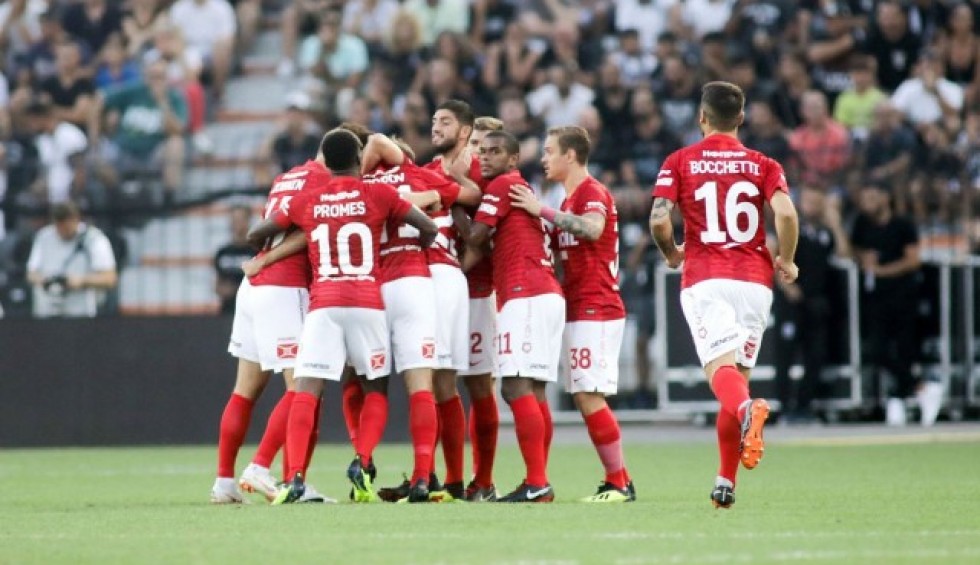 A generic square placeholder image with rounded corners in a figure.