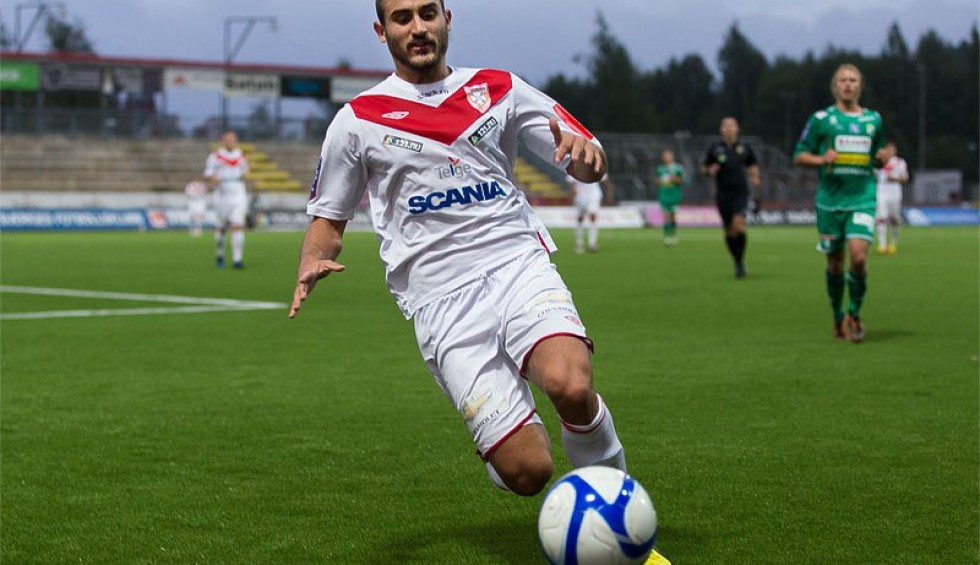 A generic square placeholder image with rounded corners in a figure.