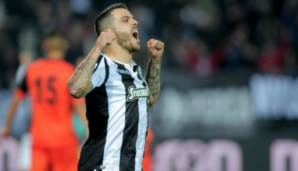 A generic square placeholder image with rounded corners in a figure.