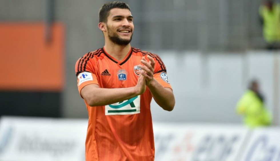 A generic square placeholder image with rounded corners in a figure.