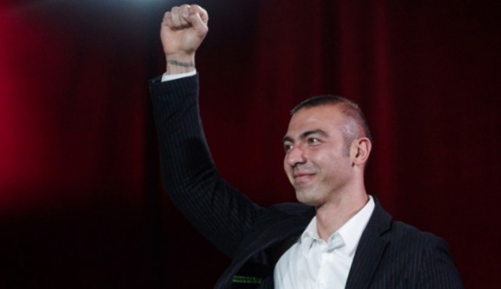 A generic square placeholder image with rounded corners in a figure.