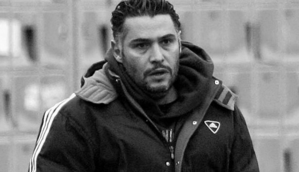 A generic square placeholder image with rounded corners in a figure.