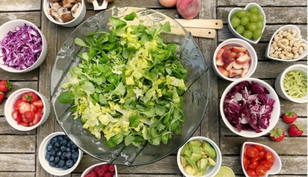 A generic square placeholder image with rounded corners in a figure.