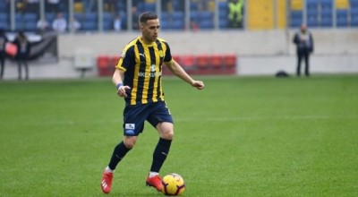 Απίστευτο: Σκόραρε πάλι στις καθυστερήσεις ο χρυσοπόδαρος Κίτσιου